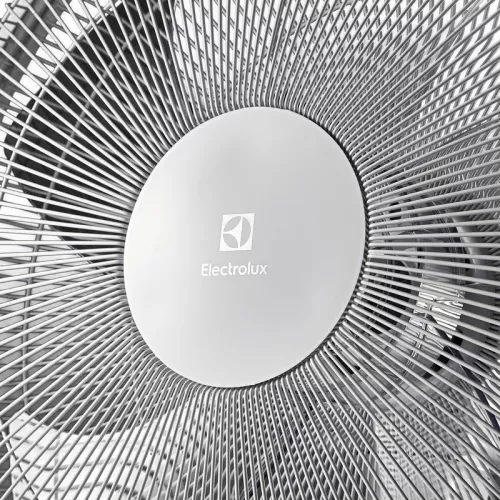Вентилятор напольный EFF-1006 Electrolux НС-1298680 фото 6 Вентилятор напольный EFF-1006 Electrolux НС-1298680 фото 6