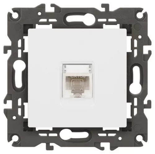 Розетка 14-3107-01 RJ45 Elegance бел. ЭРА Б0034302
