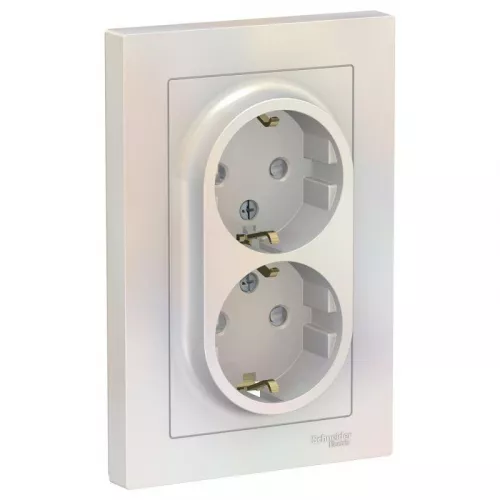 Розетка 2-м AtlasDesign 16А с заземл. защ. шторки в сборе жемчуг SchE ATN000426
