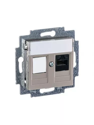 Розетка информационная Levit RJ45 кат. 5e и заглушка кофе макиато ABB 2CHH295117A6018 фото 3