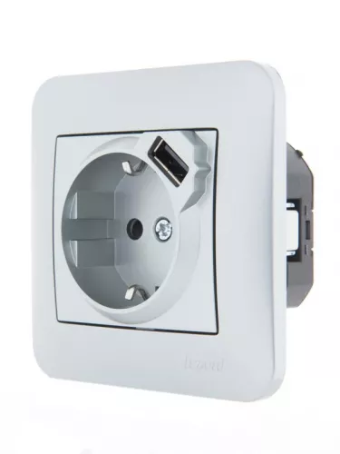 Механизм розетки 1-м СП KARINA 16А с з/к + USB разъем серебро мат. LEZARD 707-4388-181 фото 4 Механизм розетки 1-м СП KARINA 16А с з/к + USB разъем серебро мат. LEZARD 707-4388-181 фото 4