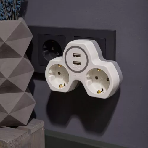 Двойник электрический 16А с заземл. и защ. шторки + 2 USB порта 24А бел. Rexant 11-1089 фото 7